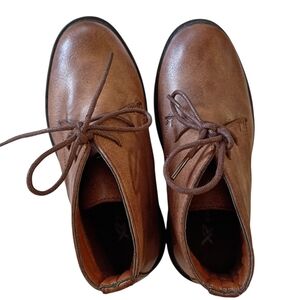 EUC Xray Chukka Faux Brown Ankle Boots Lace Up Manmade Round Toe Boy's Size 13‎